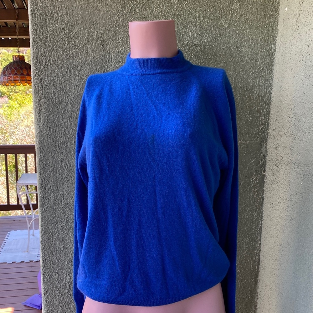 Designers Originals vintage Blue Knit Sweater zipper in back women’s size 6